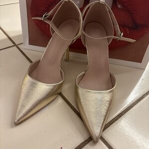 Elegant Gold Women's Heels